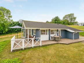 Holiday Home Sisko - 600m from the sea by Interhome